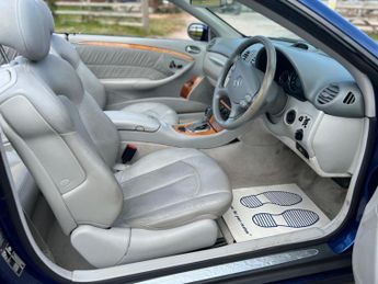 MERCEDES-BENZ CLK 