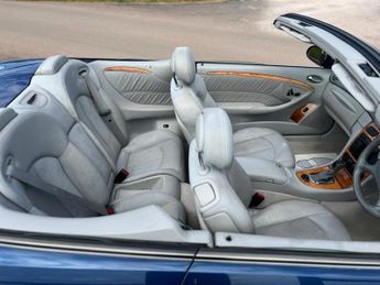 MERCEDES-BENZ CLK 