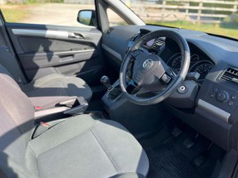 VAUXHALL ZAFIRA 1.6 16V Exclusiv