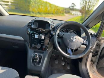 VAUXHALL ZAFIRA 1.6 16V Exclusiv
