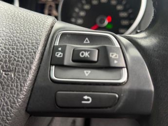 VOLKSWAGEN GOLF 1.6 TDI Match DSG Euro 5 5dr