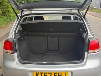 VOLKSWAGEN GOLF 1.6 TDI Match DSG Euro 5 5dr