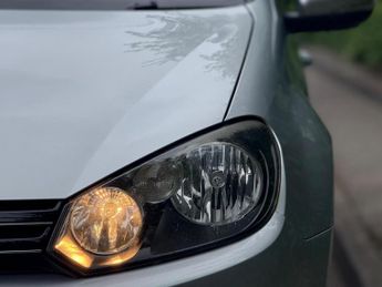 VOLKSWAGEN GOLF 1.6 TDI Match DSG Euro 5 5dr