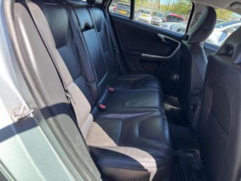 VOLVO V60 2.0 D4 SE Lux Nav Geartronic Euro 5 (s/s) 5dr