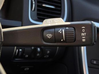 VOLVO V60 2.0 D4 SE Lux Nav Geartronic Euro 5 (s/s) 5dr