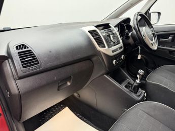 KIA VENGA 1.4 CRDi 2
