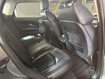 LAND ROVER RANGE ROVER EVOQUE 2.0 TD4 SE Tech