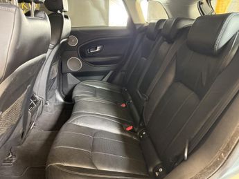 LAND ROVER RANGE ROVER EVOQUE 2.0 TD4 SE Tech
