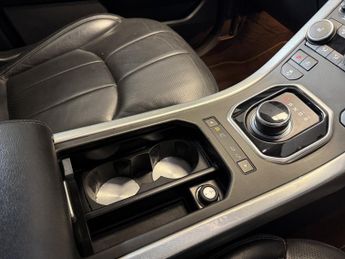 LAND ROVER RANGE ROVER EVOQUE 2.0 TD4 SE Tech