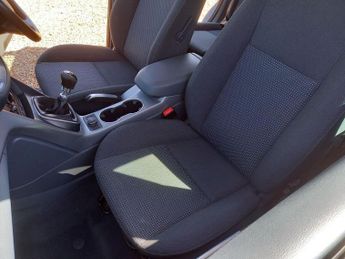FORD C-MAX 1.6 TDCi Zetec Euro 5 5dr