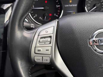 NISSAN QASHQAI 1.6 dCi N-Connecta 2WD Euro 6 (s/s) 5dr