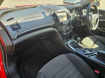 VAUXHALL INSIGNIA 2.0 CDTi SRi Nav