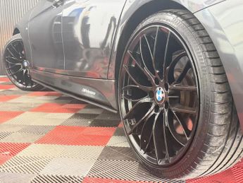 BMW 3 SERIES 3.0 330d M Sport Touring