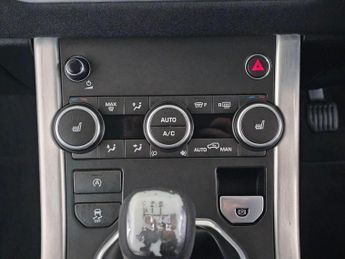 LAND ROVER RANGE ROVER EVOQUE 2.0 eD4 SE Tech FWD Euro 6 (s/s) 5dr