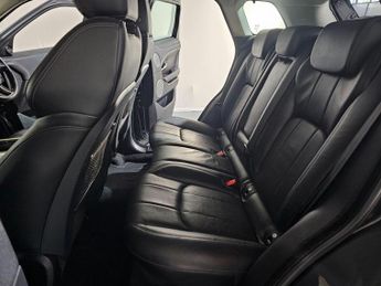 LAND ROVER RANGE ROVER EVOQUE 2.0 eD4 SE Tech FWD Euro 6 (s/s) 5dr