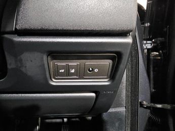 LAND ROVER RANGE ROVER EVOQUE 2.0 eD4 SE Tech FWD Euro 6 (s/s) 5dr
