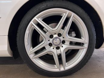 MERCEDES-BENZ E CLASS 3.0 E350 CDI V6 BlueEfficiency Sport