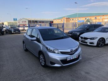 Toyota Yaris 1.3 Dual VVT-i TR