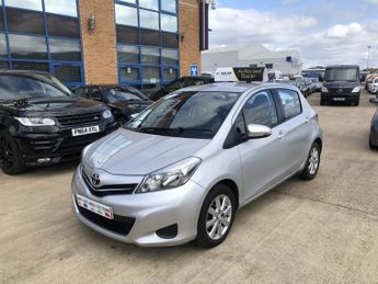 TOYOTA YARIS 1.3 Dual VVT-i TR
