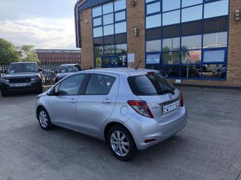 TOYOTA YARIS 1.3 Dual VVT-i TR