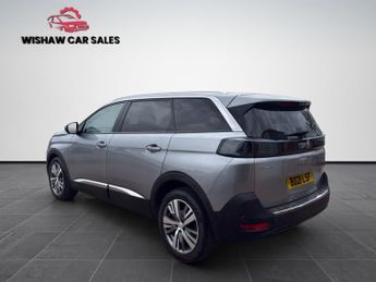 PEUGEOT 5008 1.5 BlueHDi Allure Premium