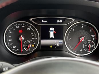 MERCEDES-BENZ B CLASS 2.1 B200d AMG Line