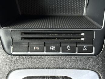 VOLKSWAGEN TIGUAN 2.0 TDI BlueMotion Tech R-Line