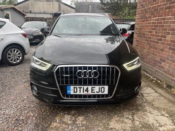 AUDI Q3 2.0 TDI S line