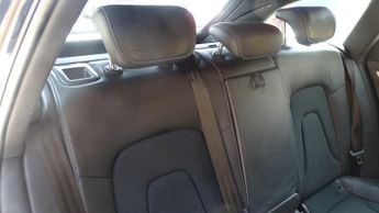 AUDI A4 AVANT 2.0 TDI S line