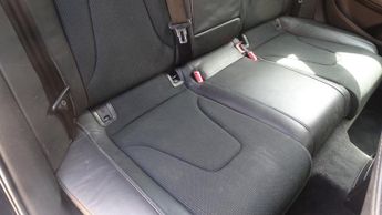 AUDI A4 AVANT 2.0 TDI S line