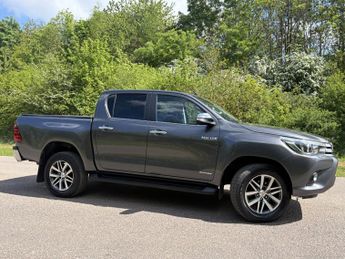 Toyota Hi Lux 2.4 D-4D Invincible