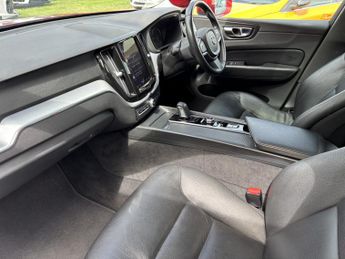 VOLVO XC60 2.0 Inscription Expression T6 Plug-in hybrid AWD