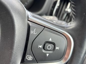 VOLVO XC60 2.0 Inscription Expression T6 Plug-in hybrid AWD