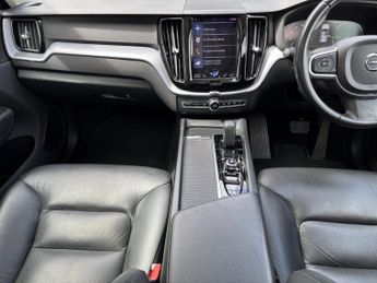 VOLVO XC60 2.0 Inscription Expression T6 Plug-in hybrid AWD