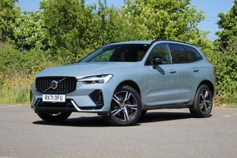 VOLVO XC60 2.0 R-Design B5 (250 hp) Auto