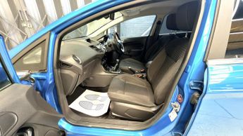 FORD FIESTA 1.0 T EcoBoost Titanium