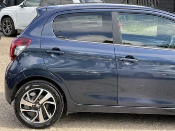 PEUGEOT 108 1.2 PureTech Allure