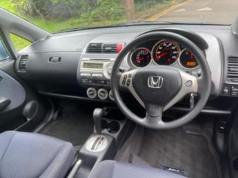 HONDA JAZZ 1.4 i-DSI SE CVT-7 5dr