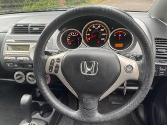 HONDA JAZZ 1.4 i-DSI SE CVT-7 5dr