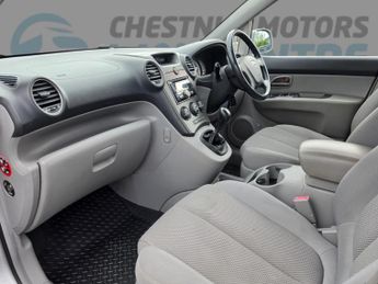 KIA CARENS 2.0 GS5