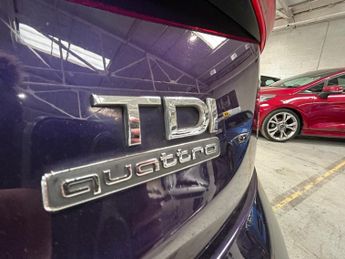 AUDI Q3 2.0 TDI S line Plus