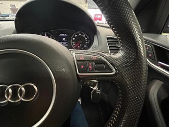 AUDI Q3 2.0 TDI S line Plus