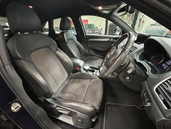AUDI Q3 2.0 TDI S line Plus