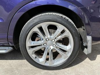 AUDI Q3 2.0 TDI S line Plus