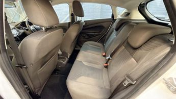 FORD FIESTA 1.0 T EcoBoost Zetec