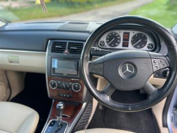 MERCEDES-BENZ B CLASS 2.0 B180 SE