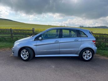 MERCEDES-BENZ B CLASS 2.0 B180 SE