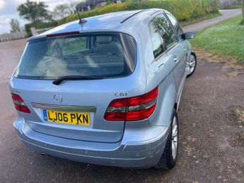 MERCEDES-BENZ B CLASS 2.0 B180 SE