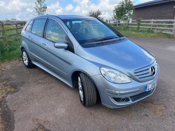 MERCEDES-BENZ B CLASS 2.0 B180 SE