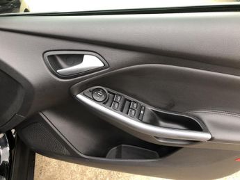 FORD FOCUS 2.0 TDCi Titanium X